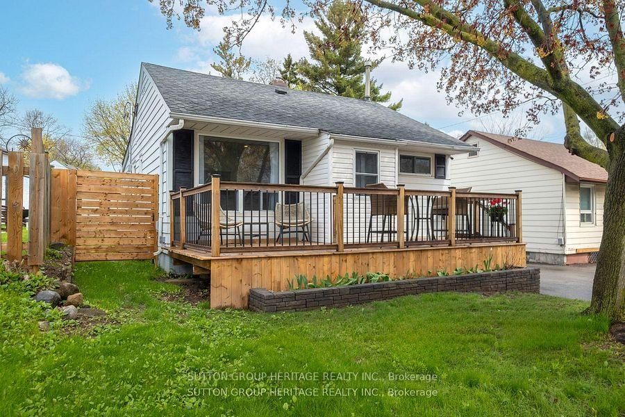34 Maple Street • Ajax, ON photo 1