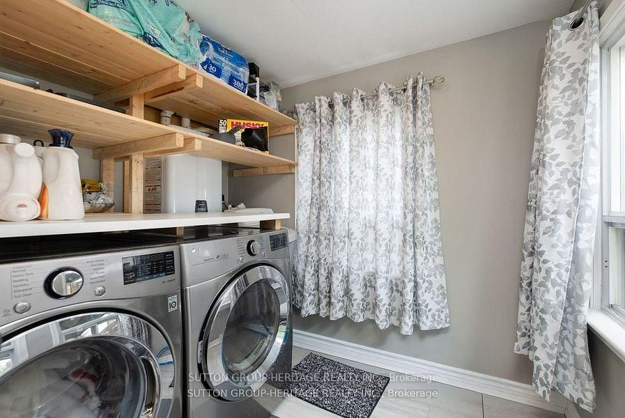 34 Maple Street • Ajax, ON photo 18