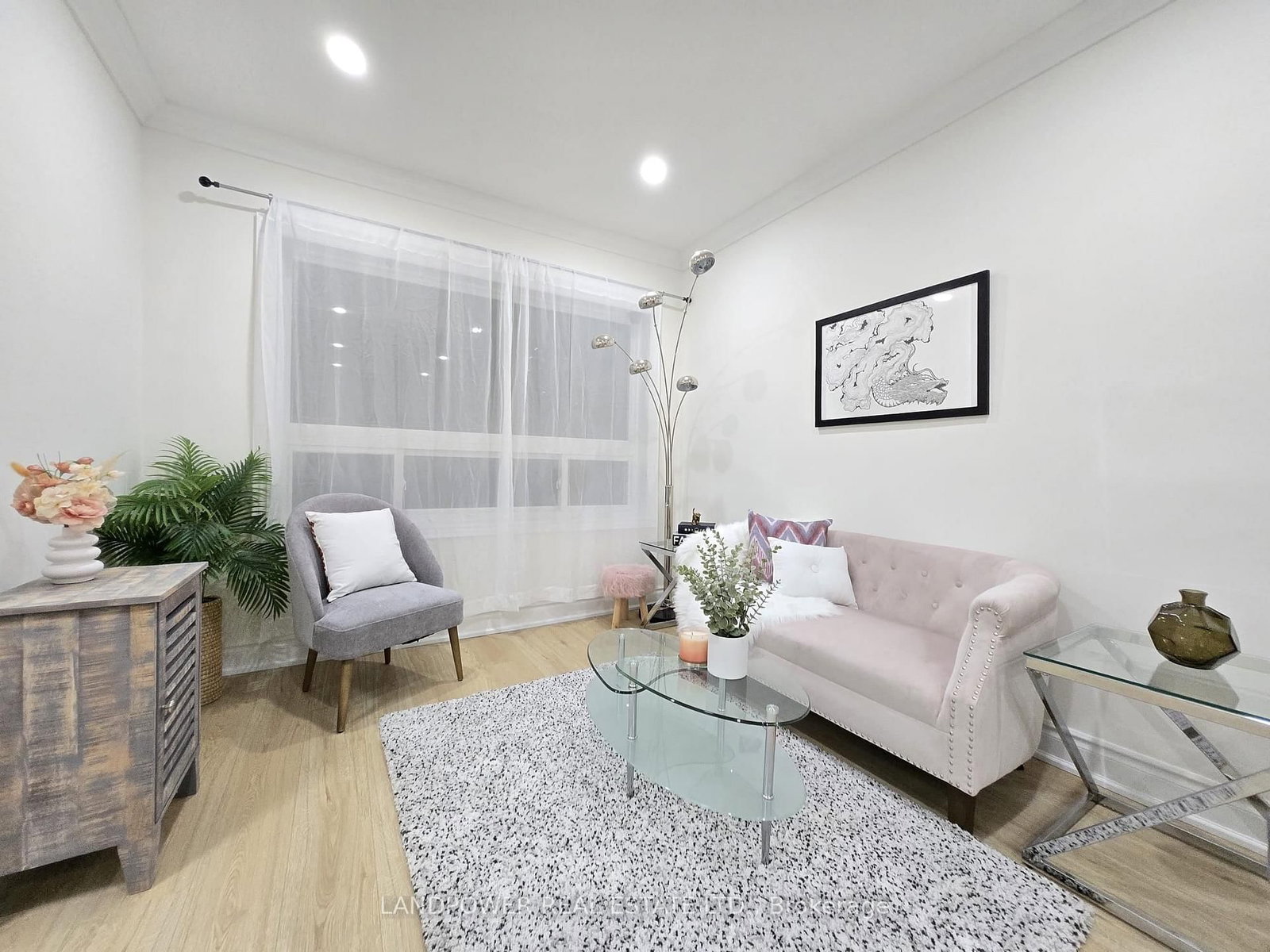 221 Riverdale Avenue • Toronto, ON photo 16
