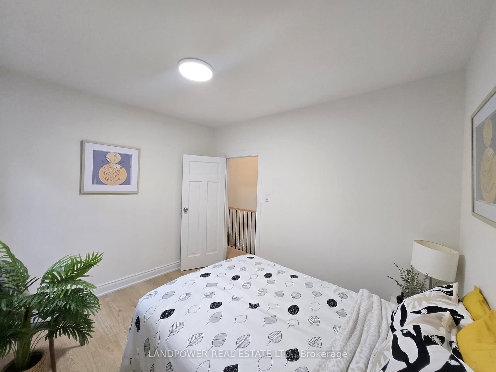 221 Riverdale Avenue • Toronto, ON photo 24
