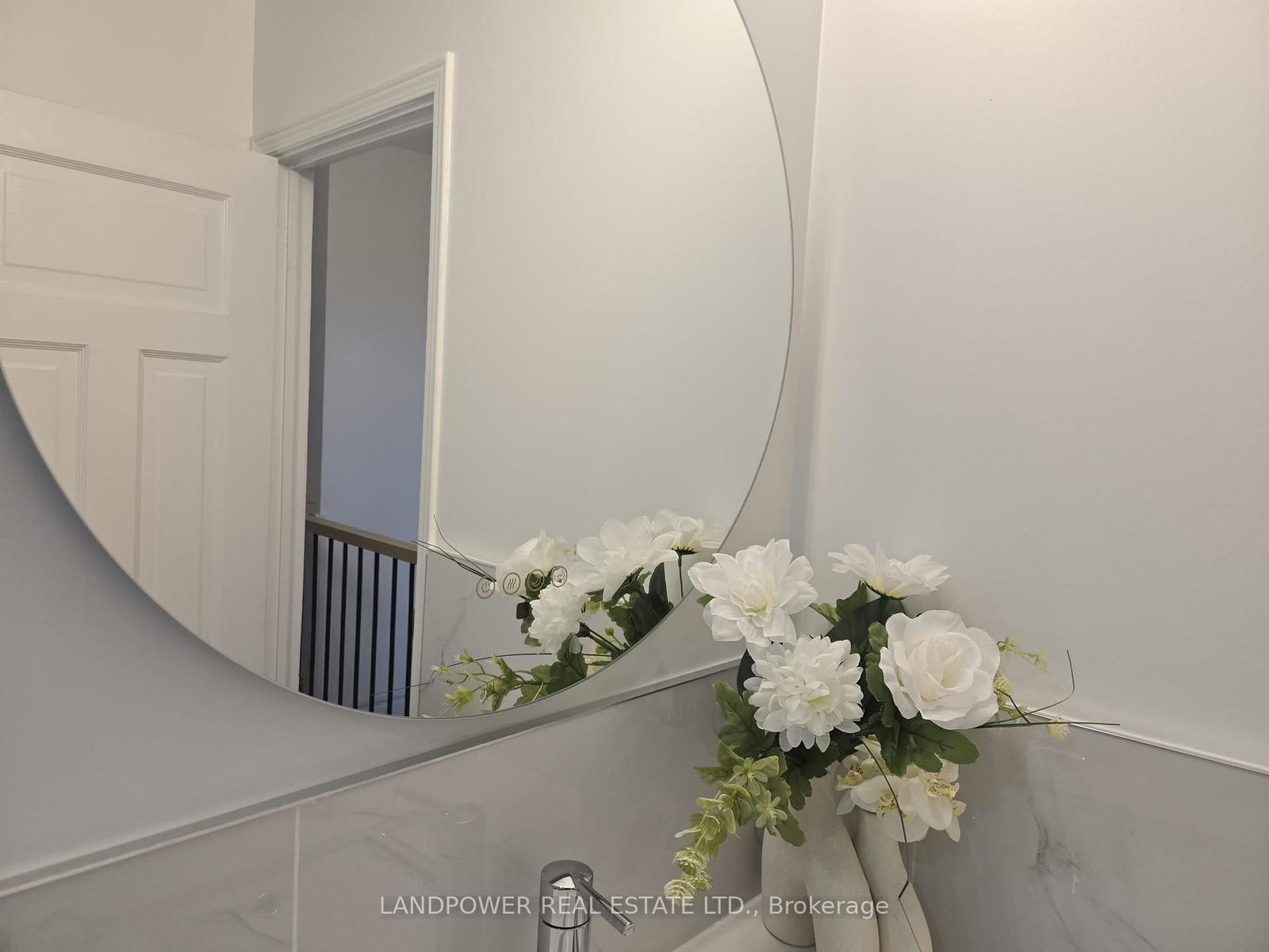221 Riverdale Avenue • Toronto, ON photo 32