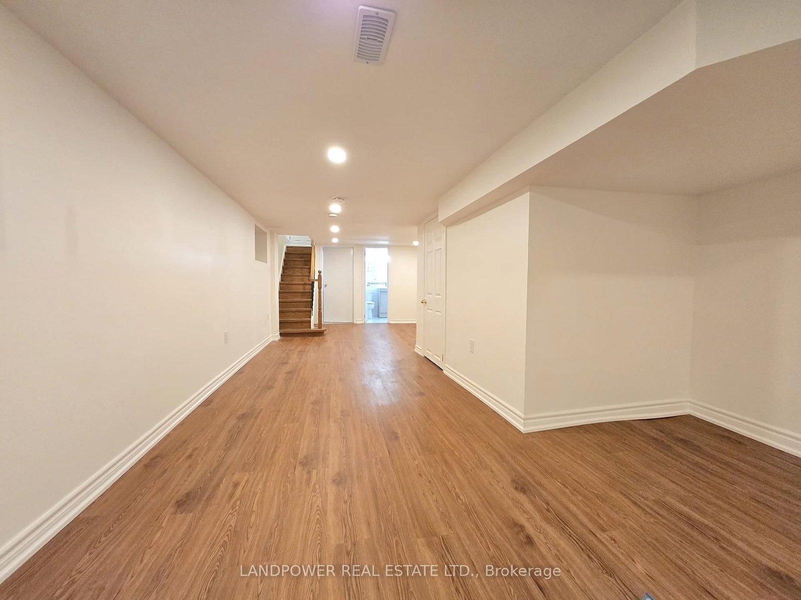 221 Riverdale Avenue • Toronto, ON photo 34