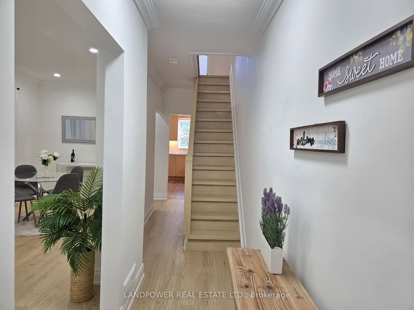221 Riverdale Avenue • Toronto, ON photo 5
