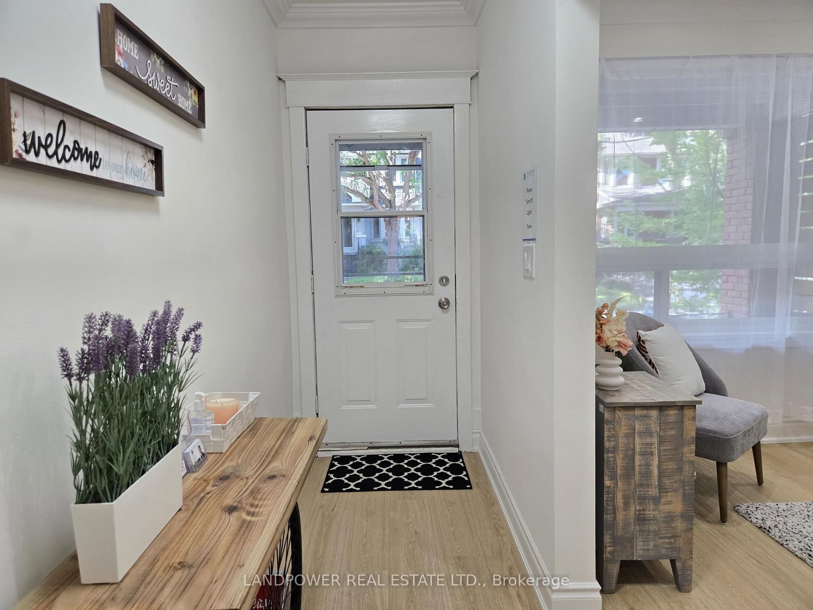 221 Riverdale Avenue • Toronto, ON photo 6
