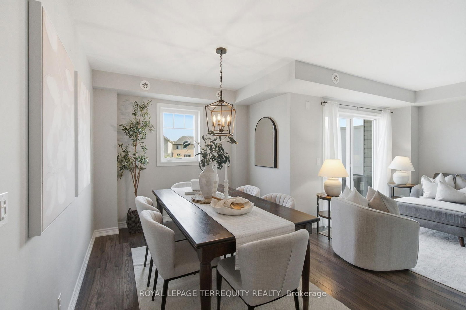 52 Artania Street • Oshawa, ON photo 10