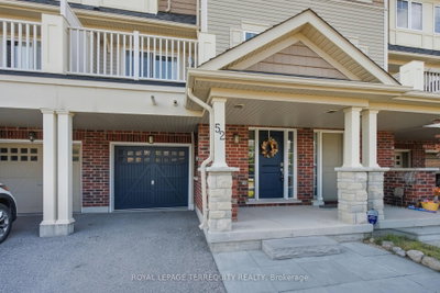 52 Artania Street • Oshawa, ON photo 2