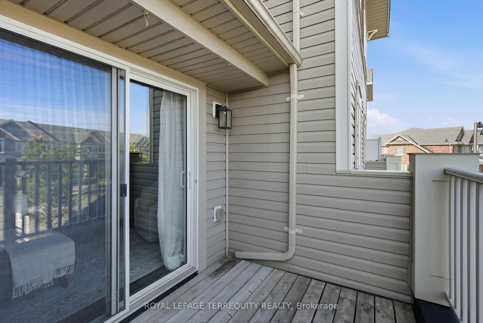 52 Artania Street • Oshawa, ON photo 27