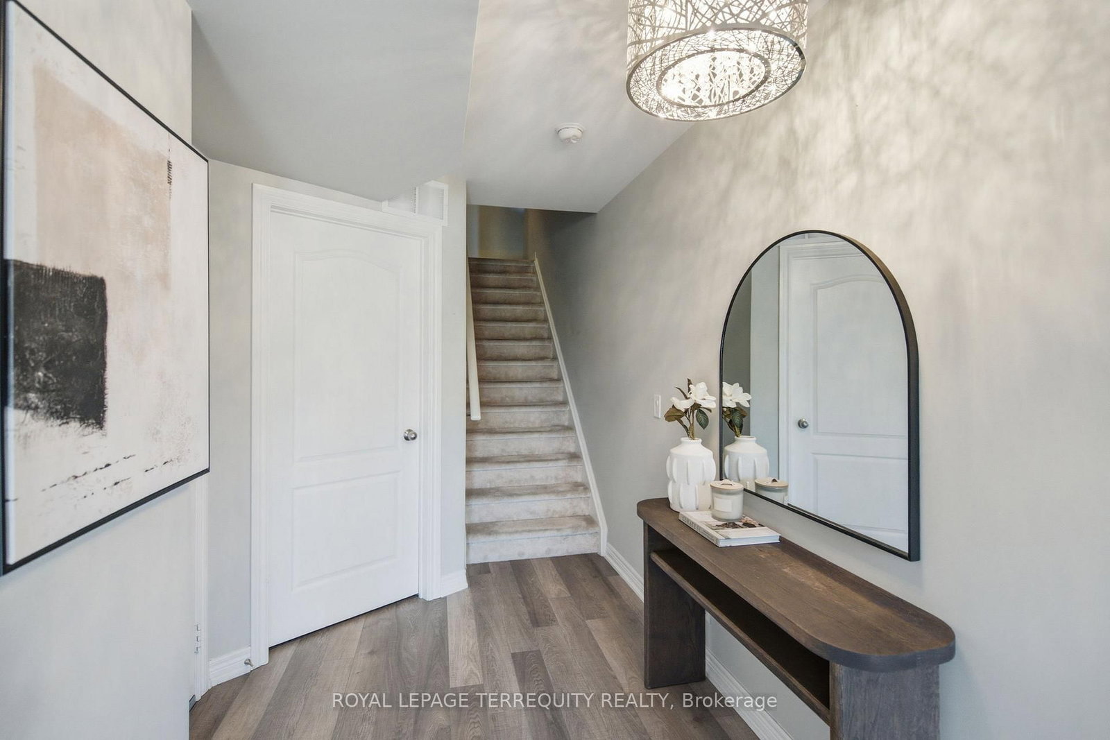 52 Artania Street • Oshawa, ON photo 5
