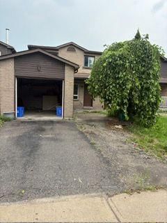75 Chalmers Crescent • Ajax, ON photo 3