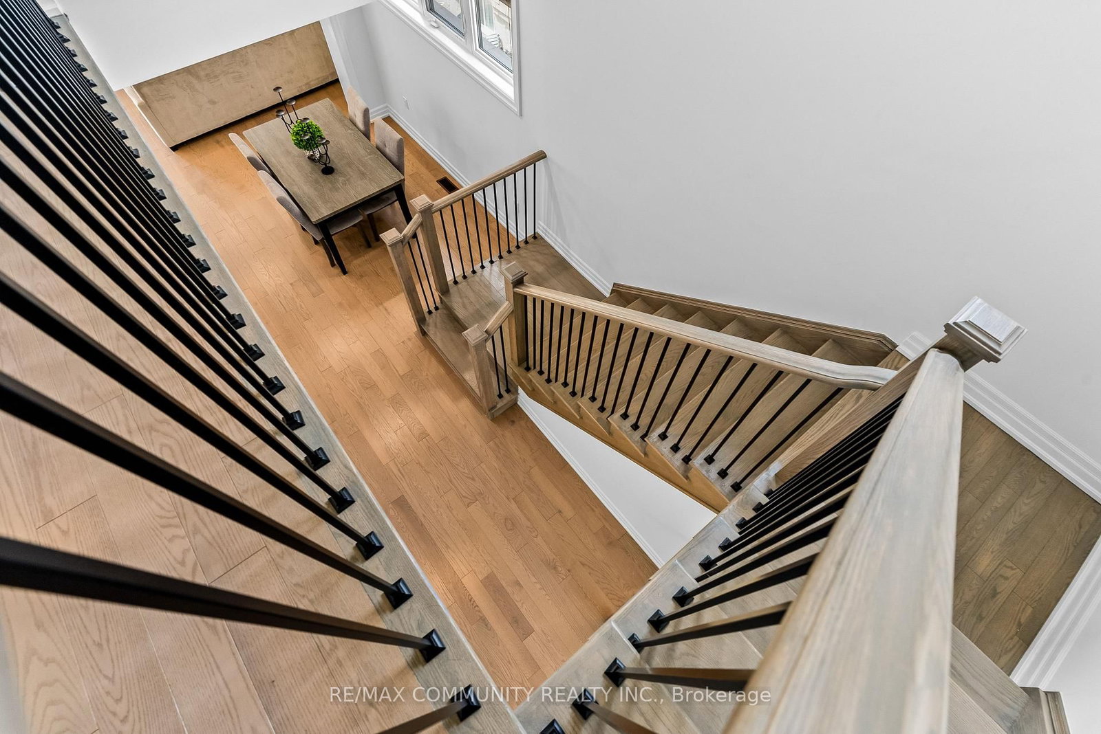 2879 Foxden Square • Pickering, ON photo 14