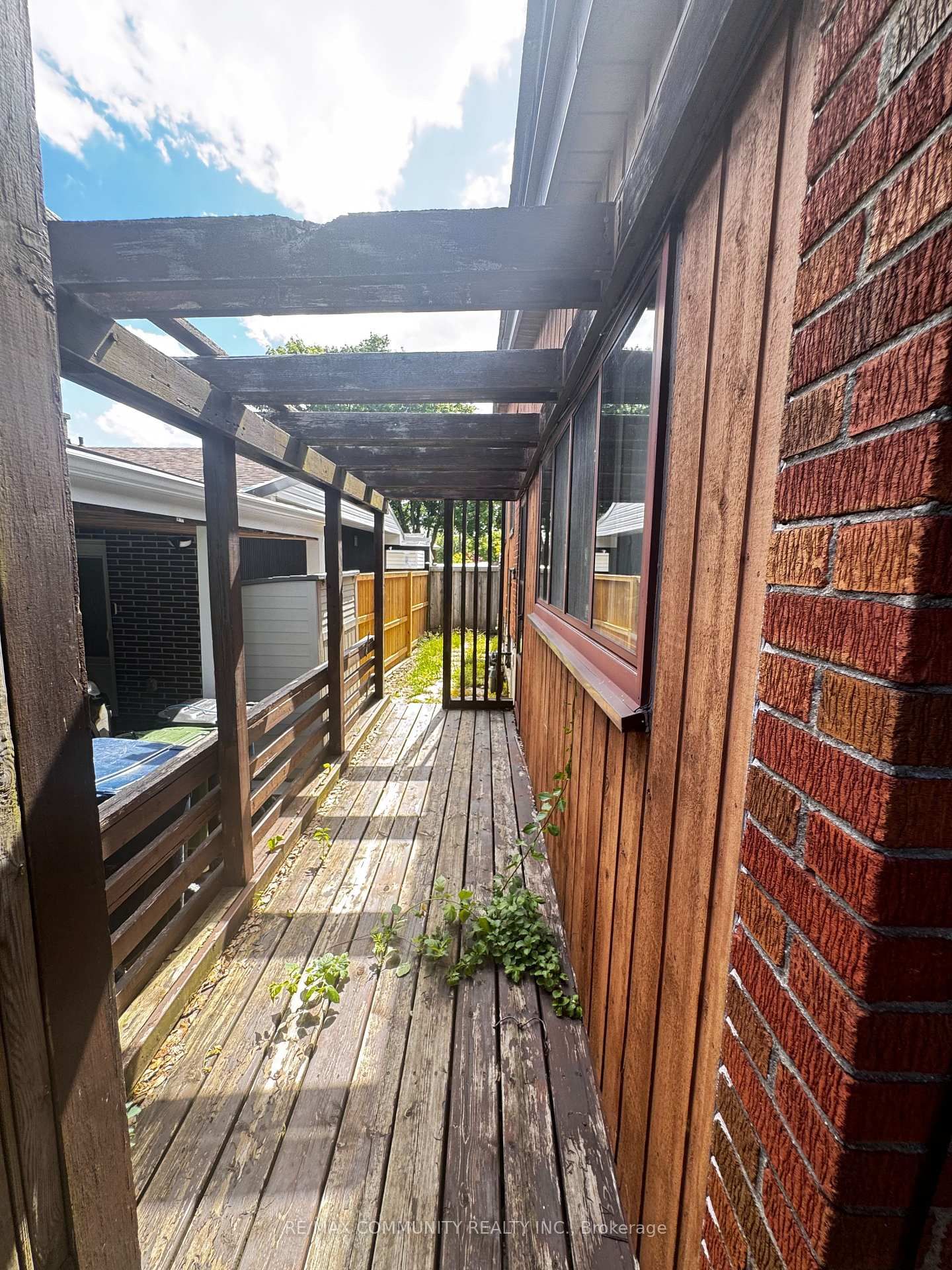36 Benprice Court • Toronto, ON photo 5