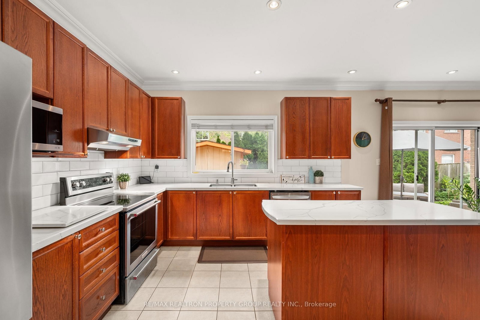 11 Montebello Crescent • Ajax, ON photo 13