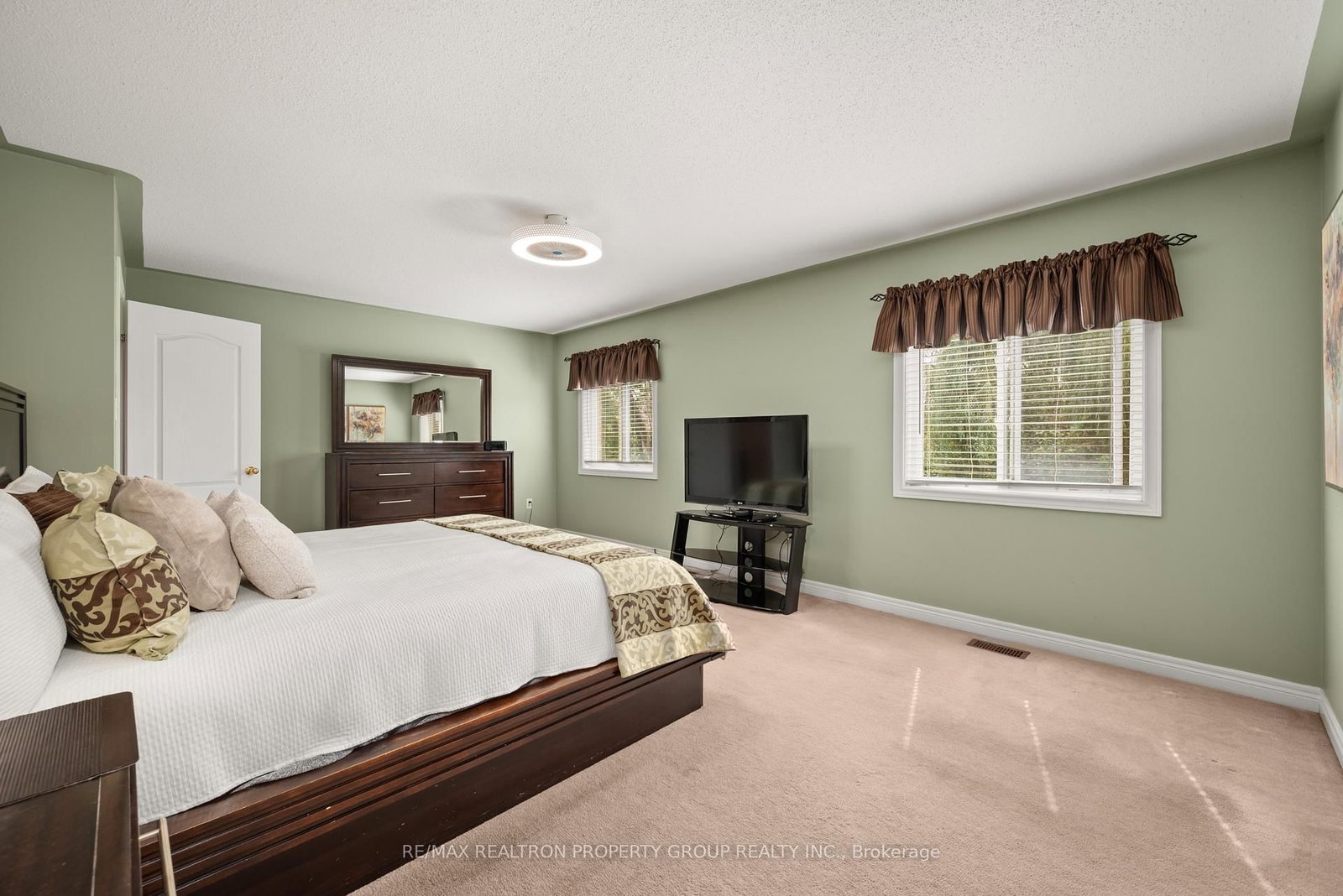 11 Montebello Crescent • Ajax, ON photo 21