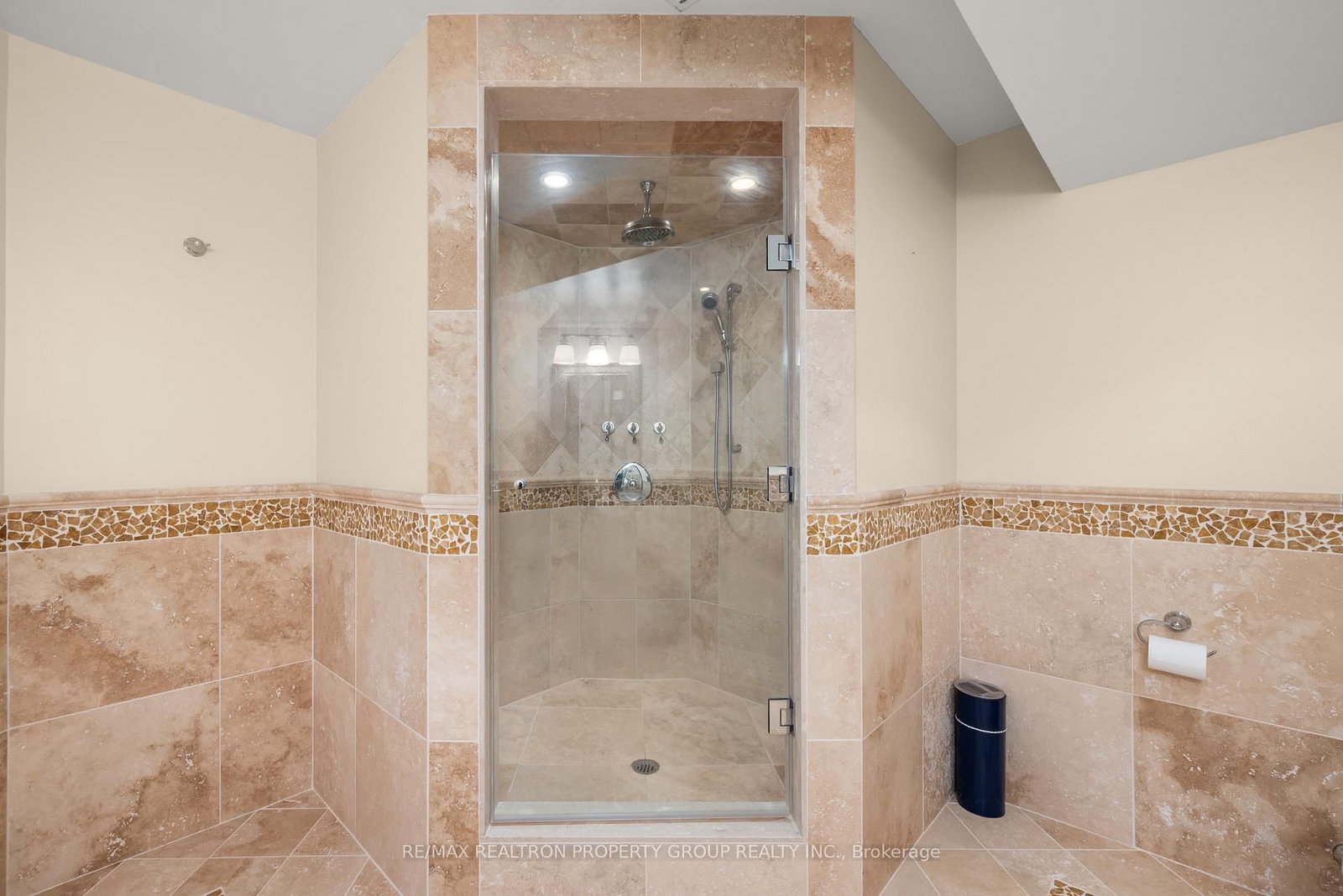 11 Montebello Crescent • Ajax, ON photo 39