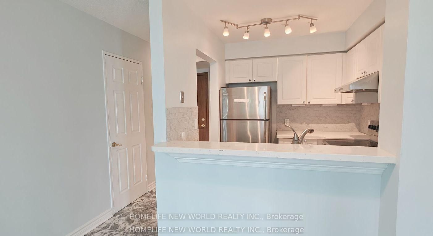 1 Lee Centre Drive • #806 • Toronto, ON photo 7