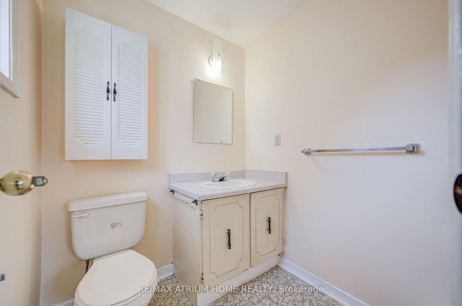 14 Copthorne Avenue • Toronto, ON photo 35