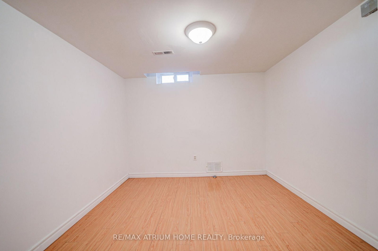 14 Copthorne Avenue • Toronto, ON photo 46
