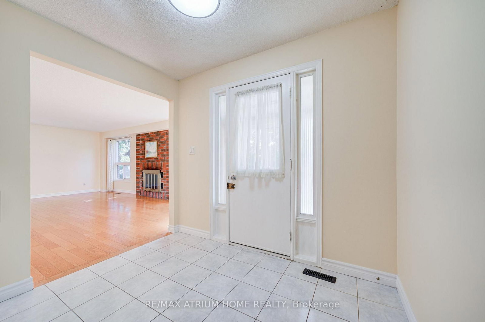 14 Copthorne Avenue • Toronto, ON photo 6