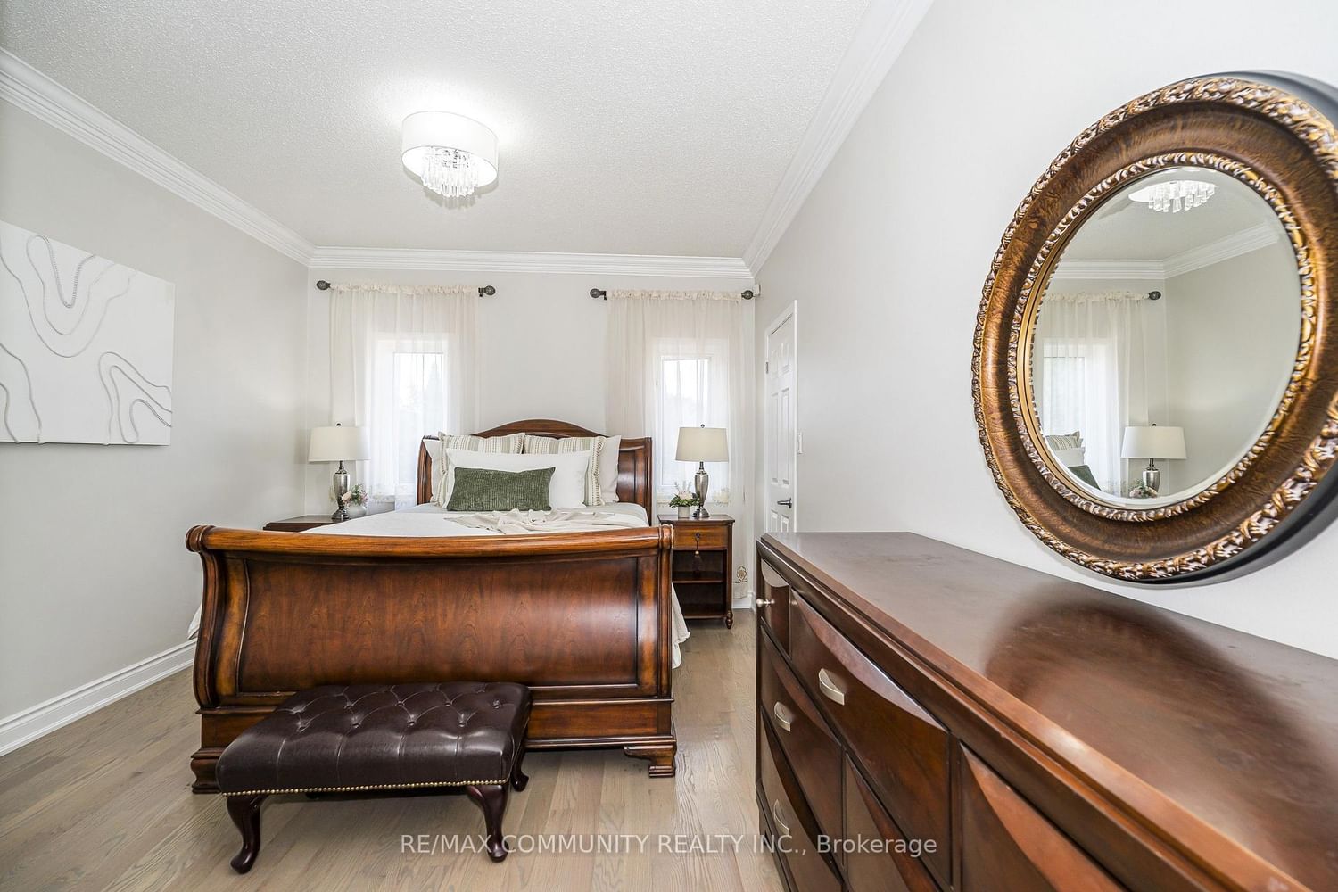 1606 Whitestone Drive • Oshawa, ON photo 13