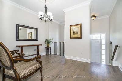 1606 Whitestone Drive • Oshawa, ON photo 4