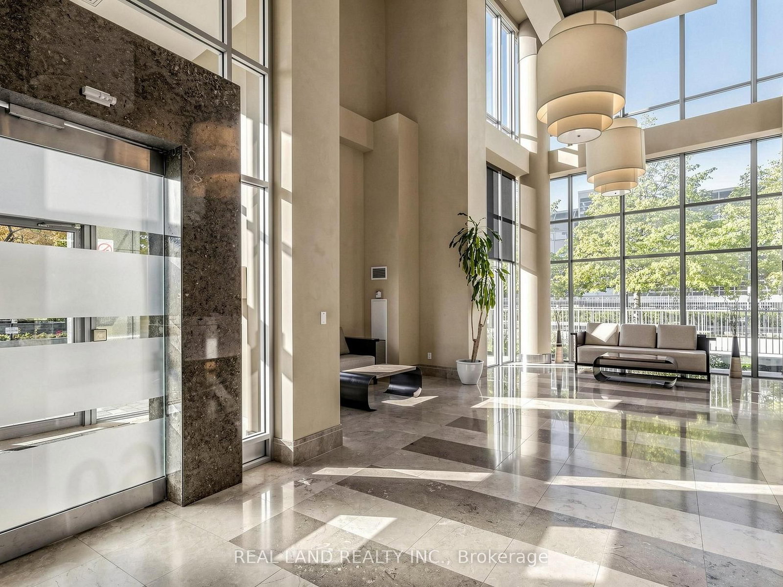 60 Brian Harrison Way • #805 • Toronto, ON photo 4