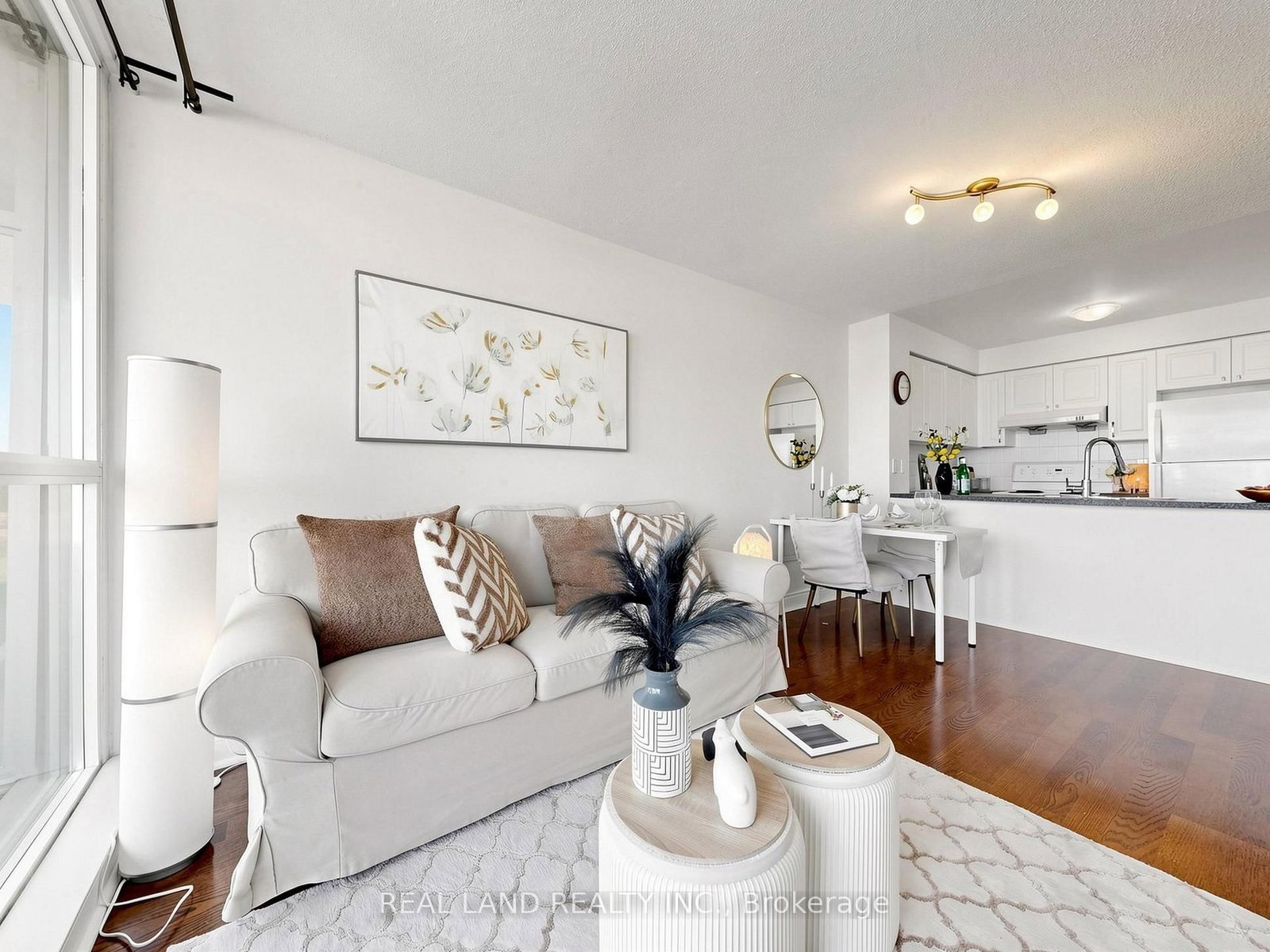 60 Brian Harrison Way • #805 • Toronto, ON photo 8