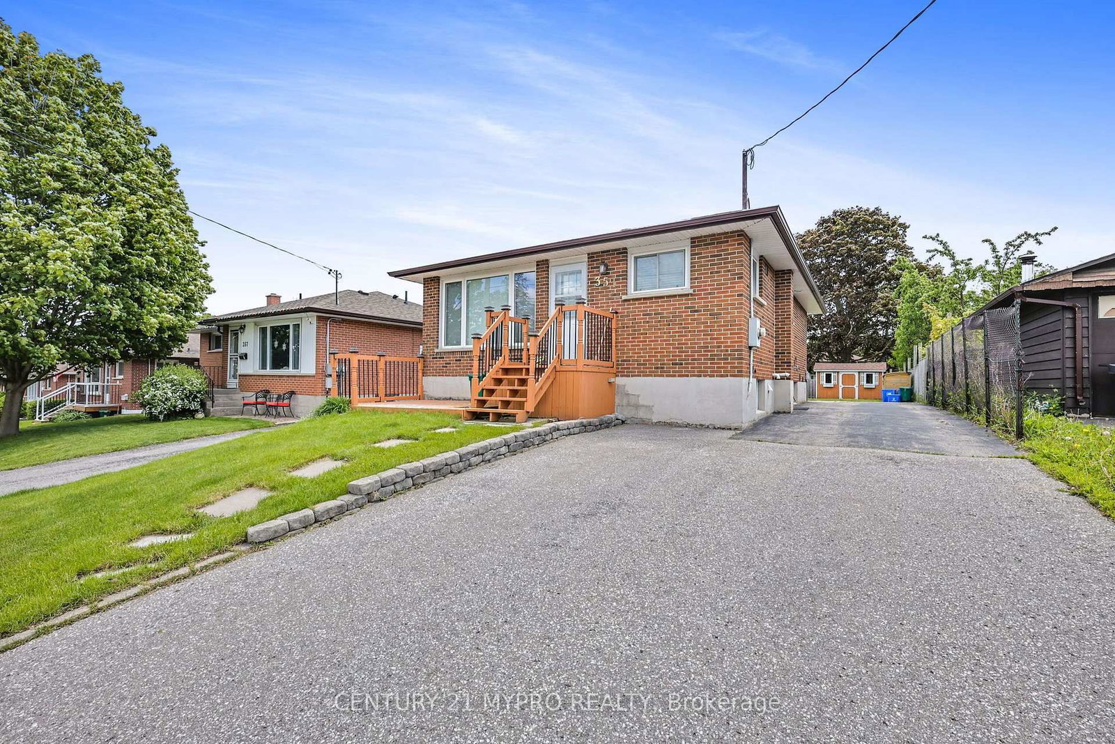 BSMT 351 Conant Street, Oshawa