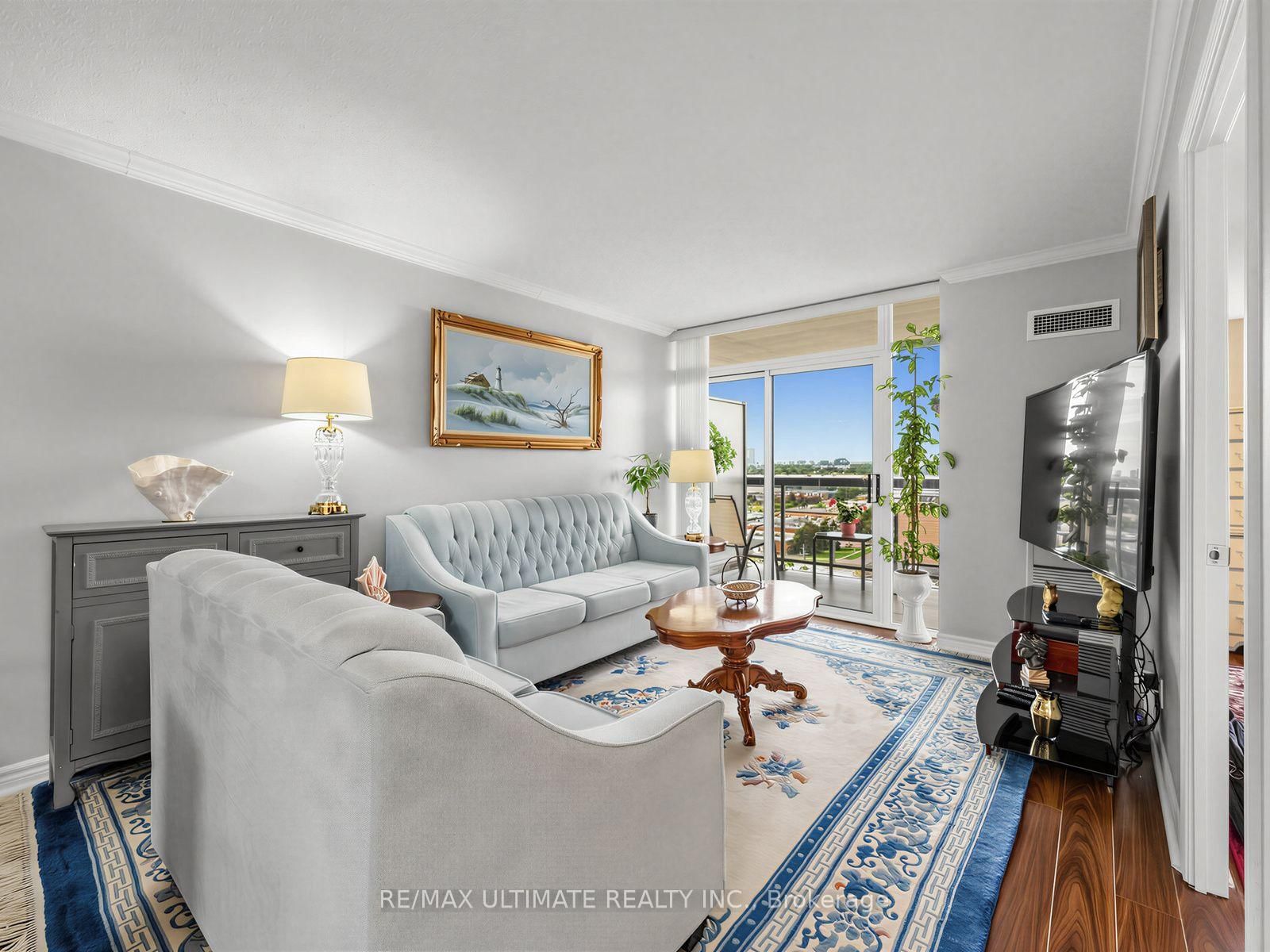 18 Mondeo Drive • #1229 • Toronto, ON photo 12