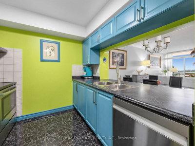 18 Mondeo Drive • #1229 • Toronto, ON photo 5