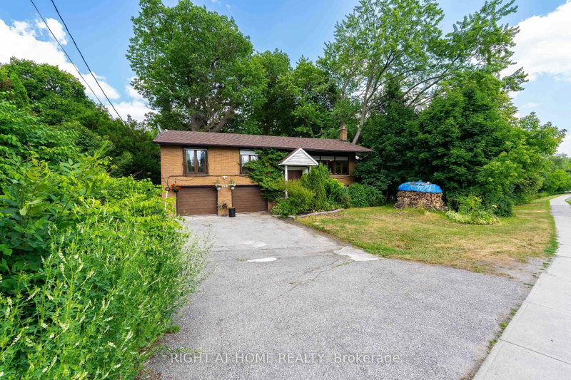 UPPER - 1101 Brimley Road