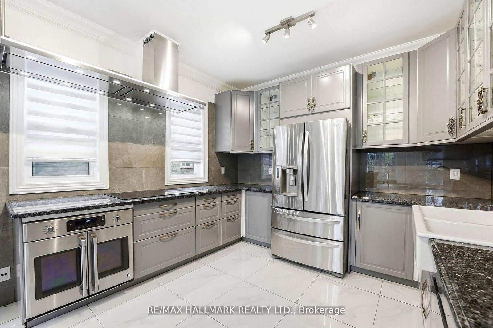 32 Orchard Park Drive • Toronto, ON photo 14