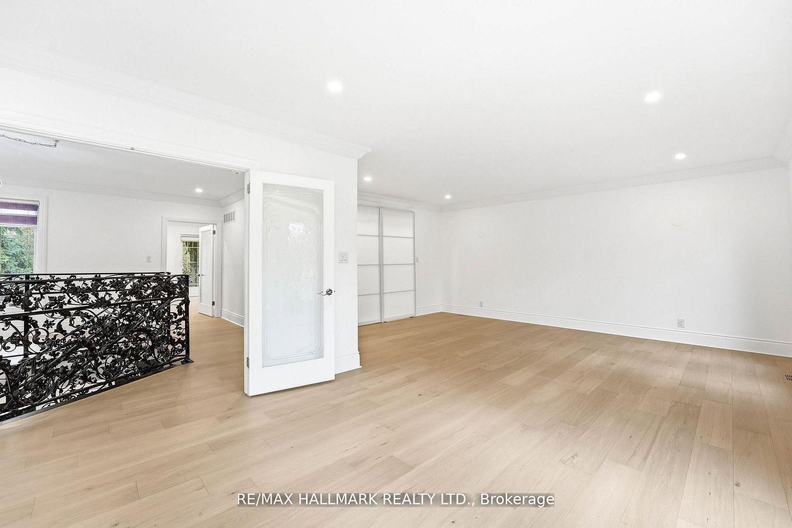 32 Orchard Park Drive • Toronto, ON photo 21