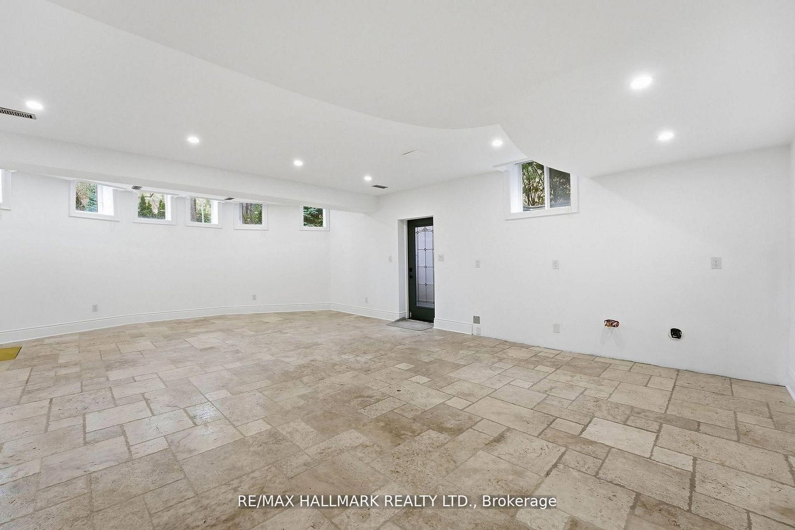 32 Orchard Park Drive • Toronto, ON photo 39