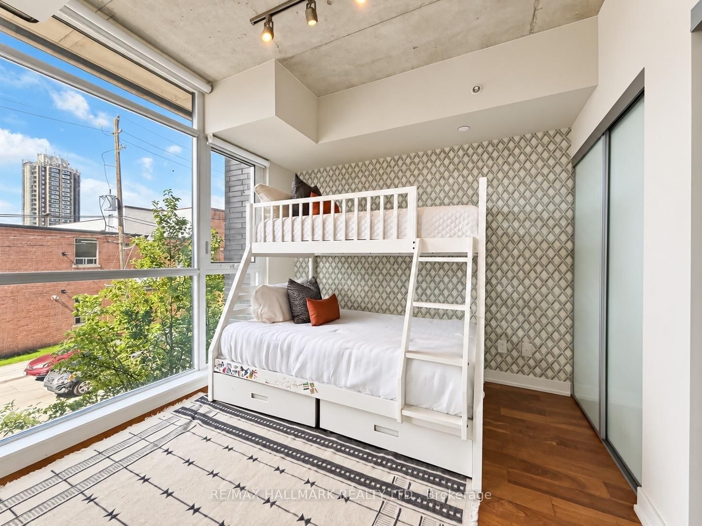 1190 Dundas Street E • #219 • Toronto, ON photo 18
