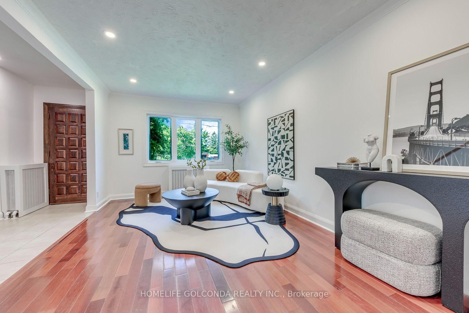 93 North Woodrow Boulevard • Toronto, ON photo 6