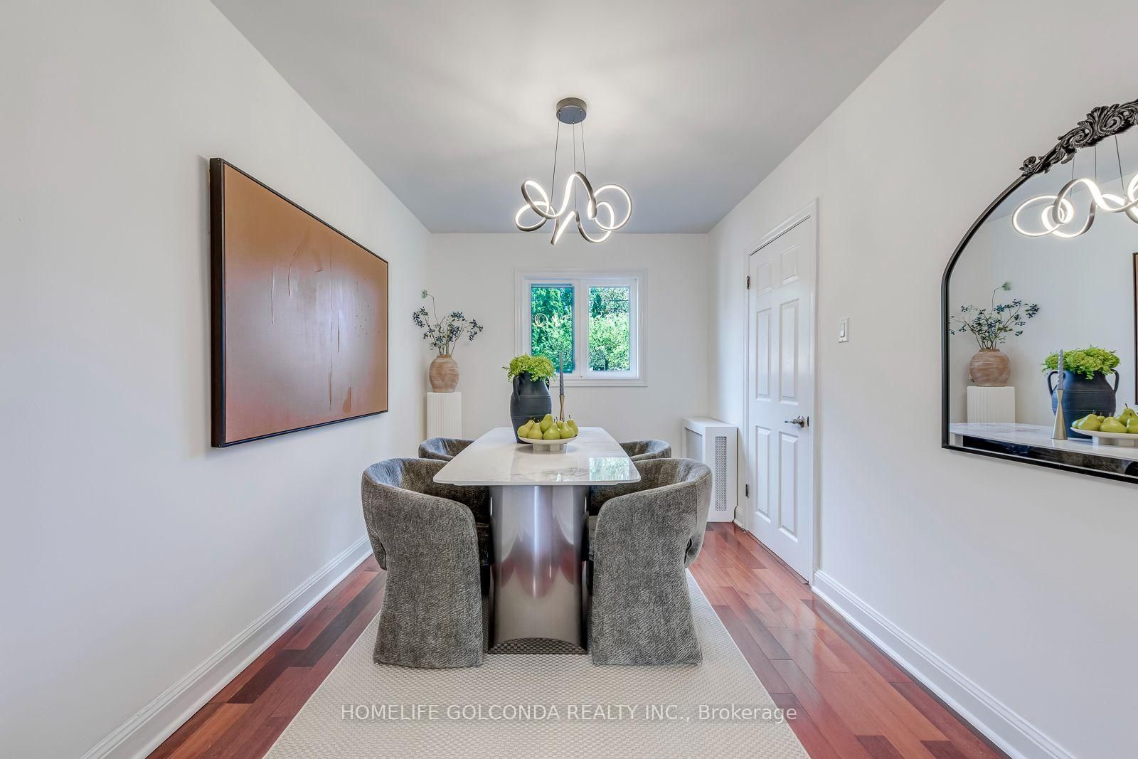 93 North Woodrow Boulevard • Toronto, ON photo 9