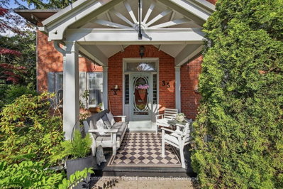 35 Beech Avenue • Clarington, ON photo 3