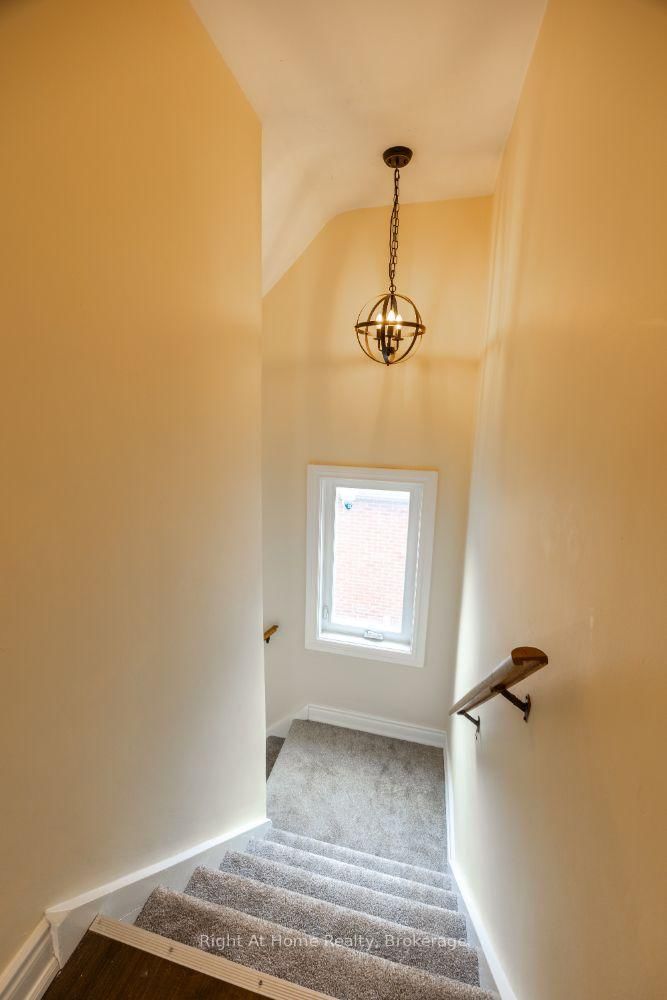 128 Lasalle Avenue • Oshawa, ON photo 22