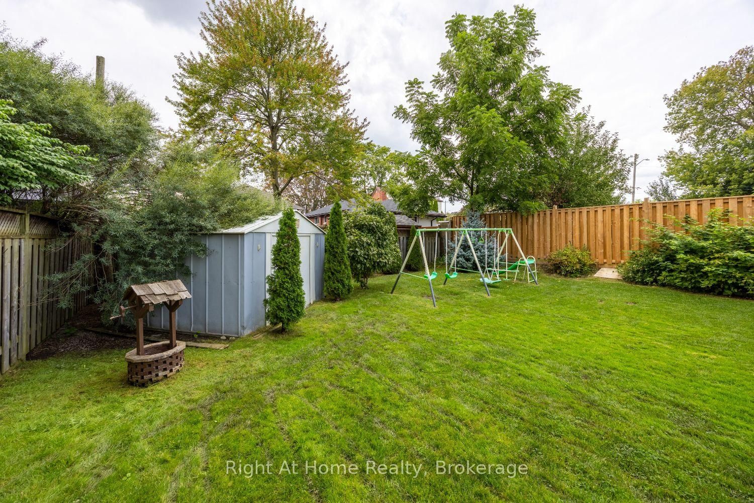 128 Lasalle Avenue • Oshawa, ON photo 49