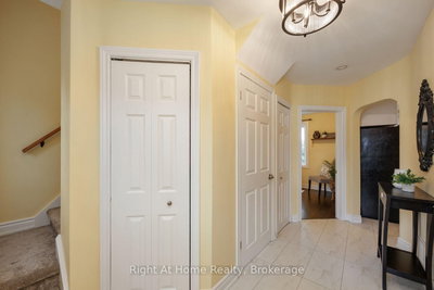 128 Lasalle Avenue • Oshawa, ON photo 7
