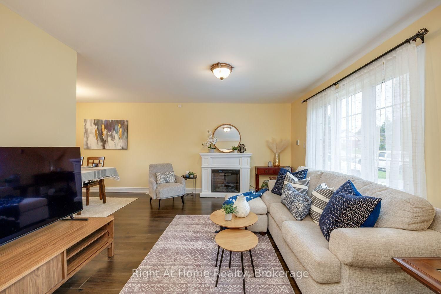 128 Lasalle Avenue • Oshawa, ON photo 9