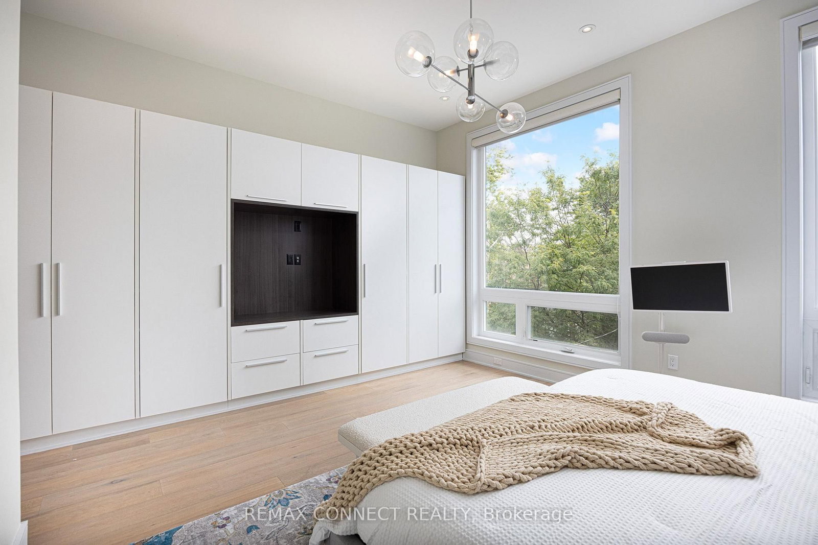 164 Aldwych Avenue • Toronto, ON photo 26