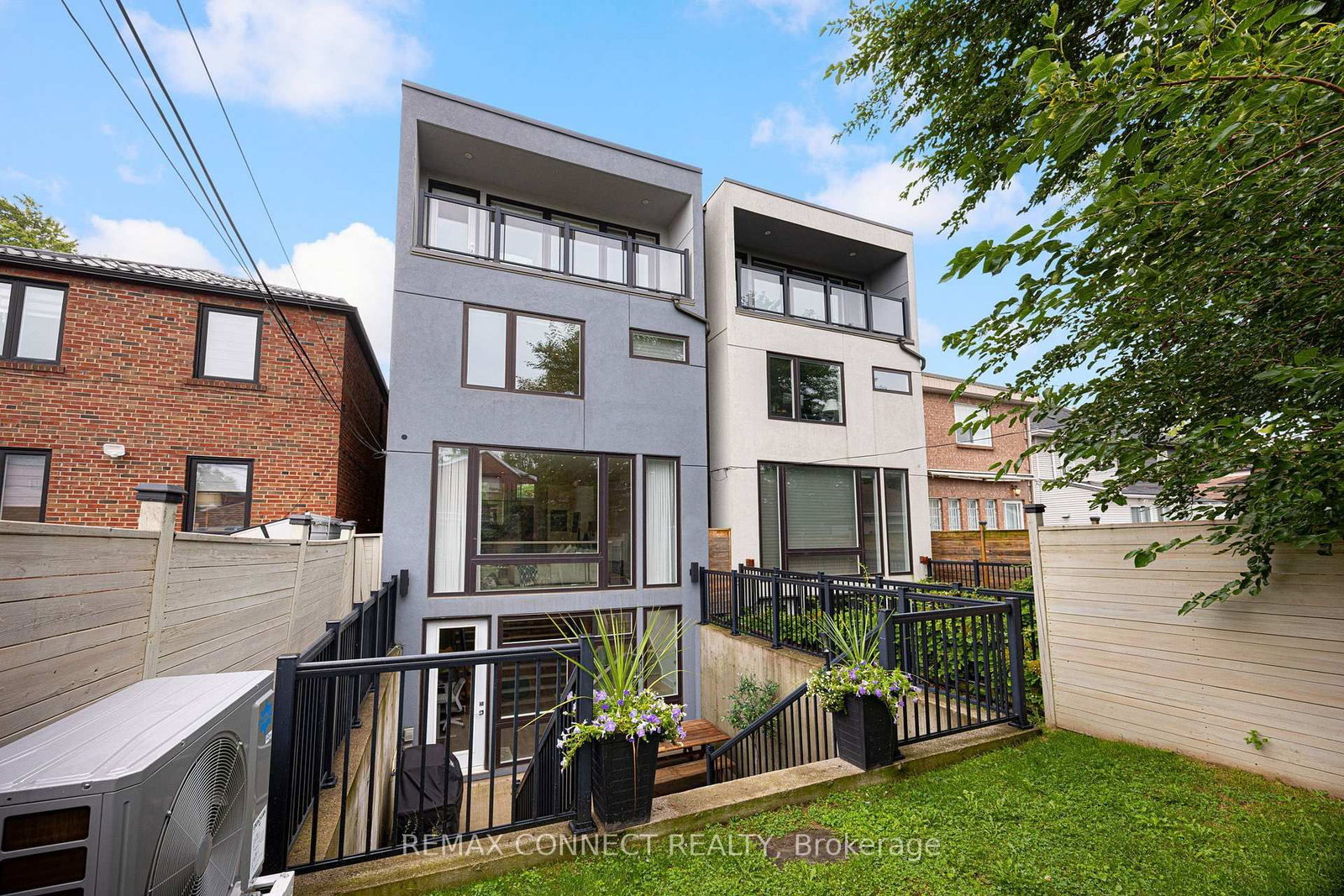 164 Aldwych Avenue • Toronto, ON photo 45