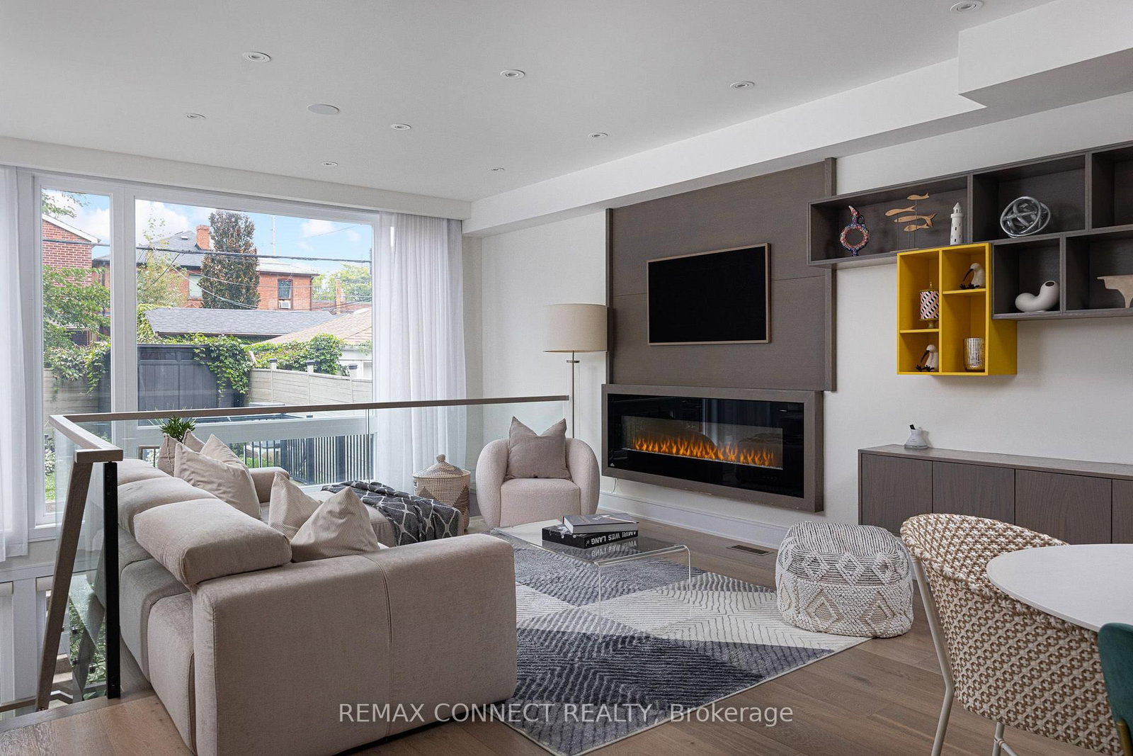 164 Aldwych Avenue • Toronto, ON photo 5