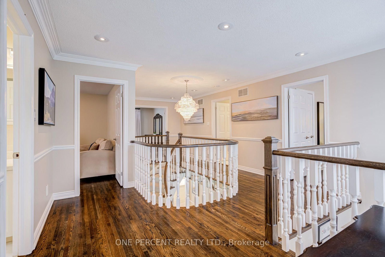 7 Mendip Crescent • Toronto, ON photo 32