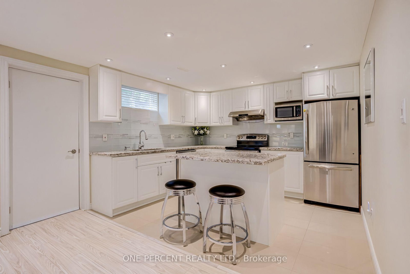 7 Mendip Crescent • Toronto, ON photo 36