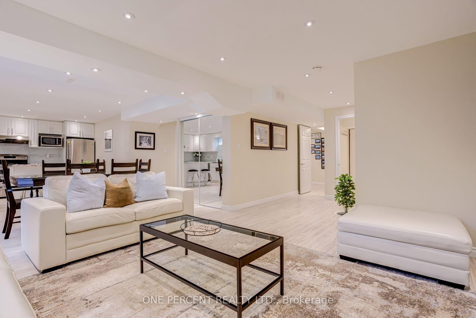 7 Mendip Crescent • Toronto, ON photo 38
