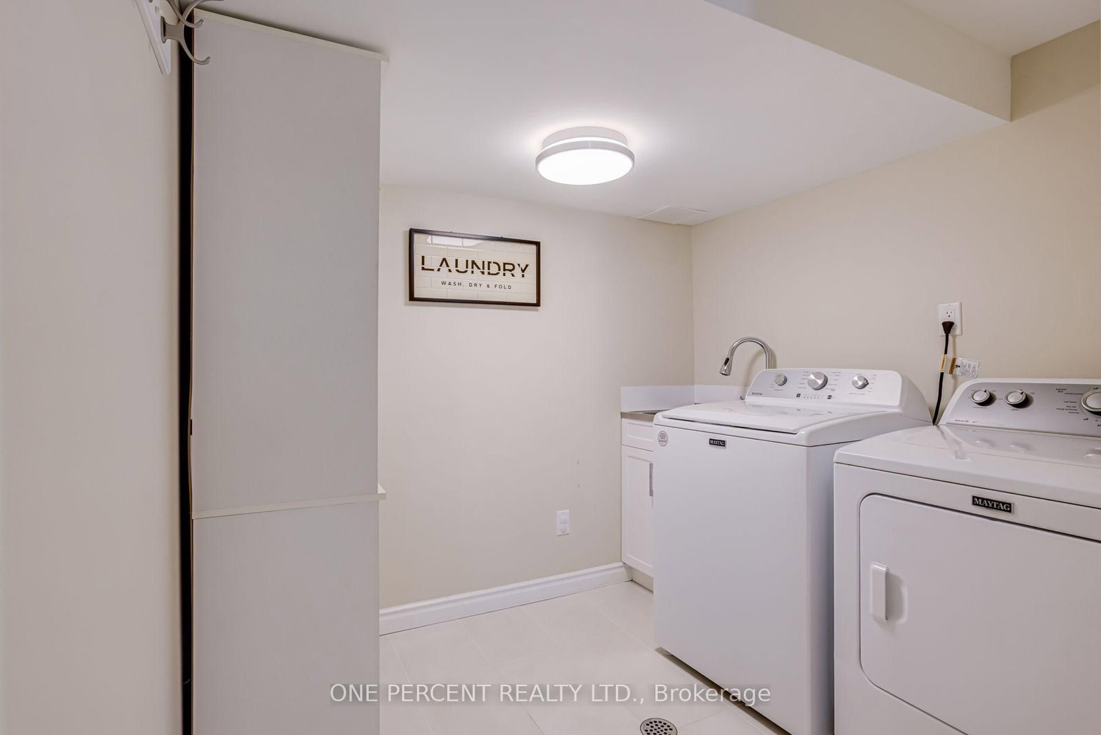 7 Mendip Crescent • Toronto, ON photo 42