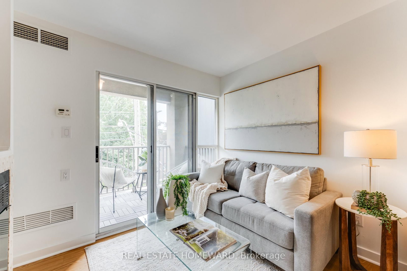 716 Kingston Road • #304 • Toronto, ON photo 20