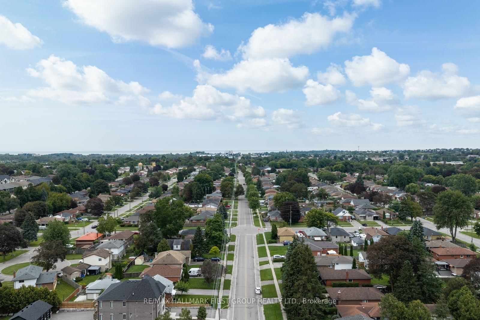 205 Farewell Street • Oshawa, ON photo 42